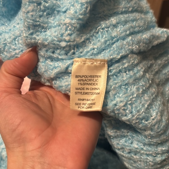 Sincerely Jules Turtleneck Sweater NWT - Picture 9 of 9